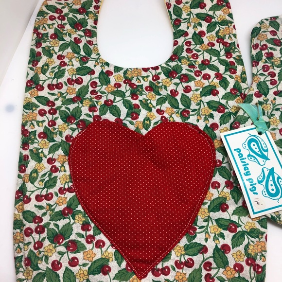 Baby Bibs 2x Handcrafted - Picture 2 of 10